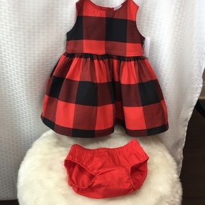 Carter’s Dress and Diaper Cover Set💕